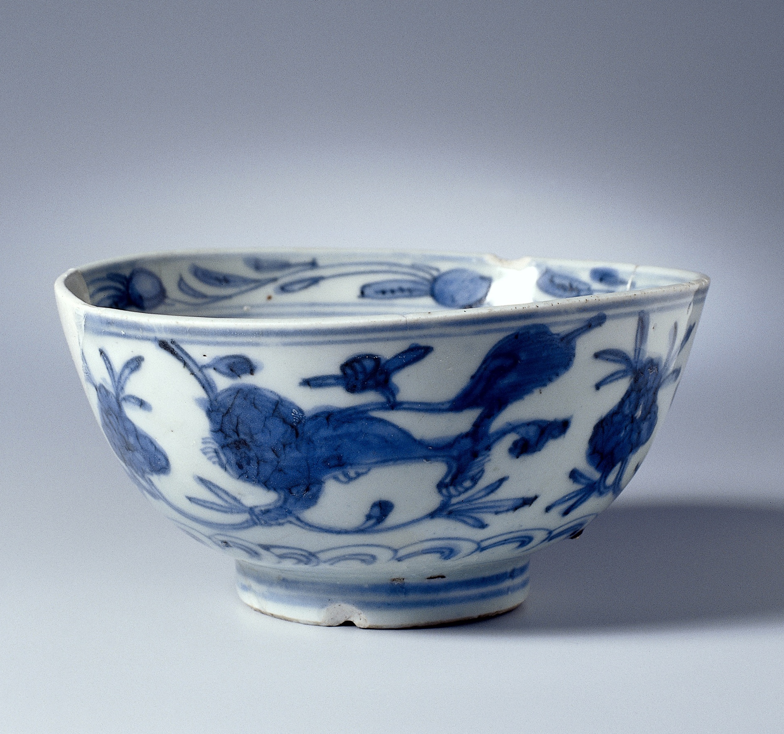 Figure 5. A large bowl, Rijksmuseum Inv.nr_. NG-1978-127-10952-W-00.jpg