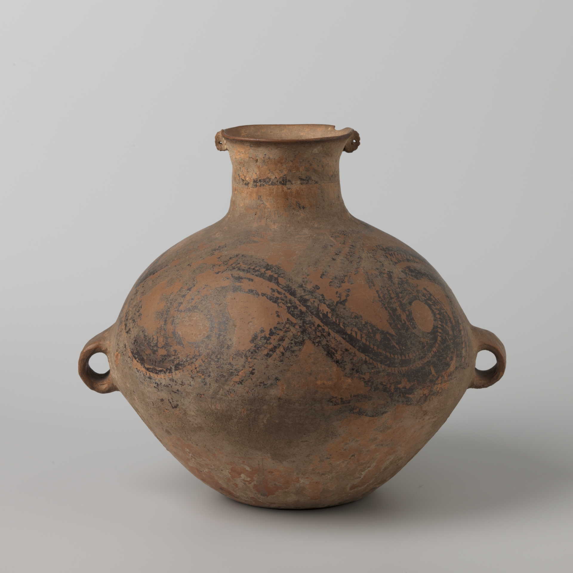 Bolle vaas met twee oren, China, Rijksmuseum Amsterdam, inv.nr. AK-RAK-2015-3-6